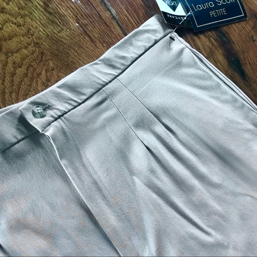 Laura Scott khakis